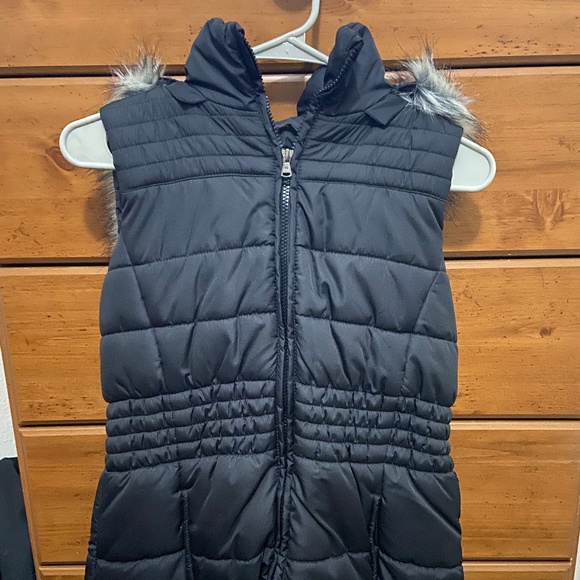 New York and Company Black Vest - Picture 1 of 2